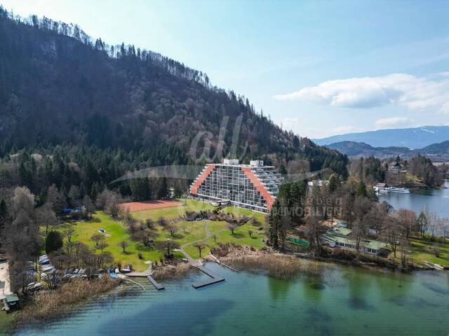 Immobilie in Ossiach - SEEWOHNUNG-Garconniere mit direkten Seezugang, Loggia und Freizeitwohnsitzwidmung am Ossiacher See - Bild 3