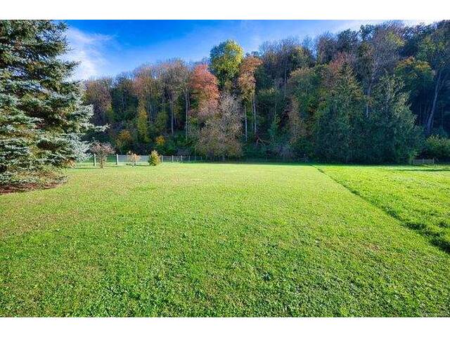 Immobilie in Pucking - Grundsolides Bauland bzw. Bauerwartungsland - Bild 1