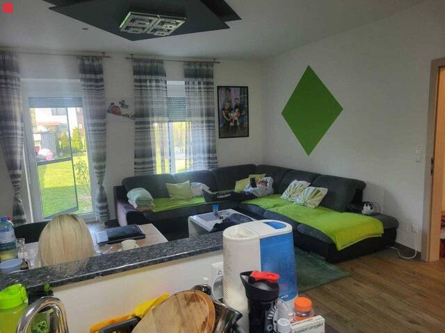 Immobilie in Ebenthal - Gelungener Wohntraum mit Garten und Pool - Bild 1