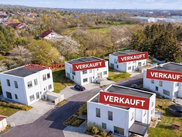 Immobilie in Enzesfeld-Lindabrunn - NUR HAUS 11 - EINZIGARTIGES EINFAMILIENHAUS MIT KELLER & GARTEN - Bild 1