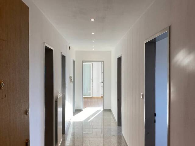 Immobilie in Höchst - Privatverkauf! Höchst: 3,5 Zimmer & Balkon im 3. OG (ohne Lift), mit Fahrradkeller, Gartennutzung & Spielplatz - Bild 1