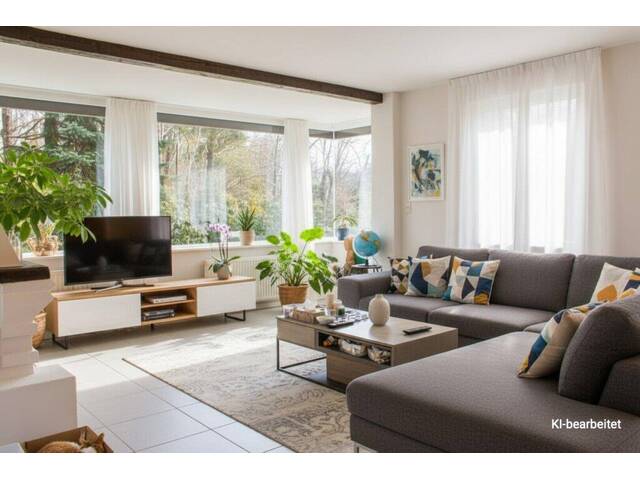 Immobilie in Altlengbach - Alleinlage im Wienerwald: 1,24 ha Natur, Teich, Pool & ein Haus zum Ankommen - Bild 1