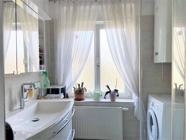 Immobilie in Bad Radkersburg - Generalsanierte, sofort beziehbare 82m² Eigentumswohnung im Hochparterre mit Balkon - Bild 4