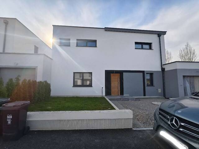 Immobilie in Haag - Toplage Haag (3350) - Modernes Familienhaus, 150 m², 4 Schlafzimmer, ruhige Straße, Top Nachbarschaft - Bild 0