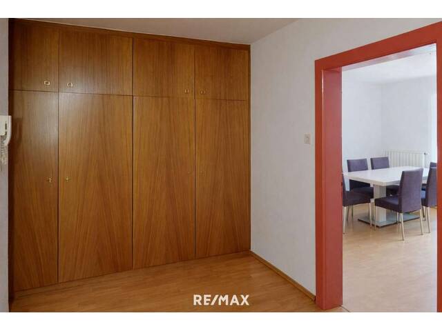 Immobilie in Nassereith - Haus mit zwei Wohnungen und Geschäftslokal am Fernpass in Nassereith! - Bild 4