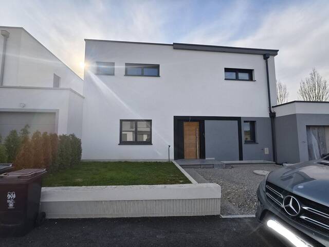 Immobilie in Haag - Toplage Haag - Modernes Familienhaus, 150 m², 4 Schlafzimmer, ruhige Straße, Top Nachbarschaft - Bild 0