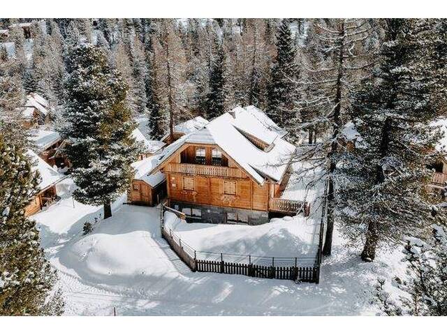 Immobilie in Turracherhöhe - Exklusives Alpenchalet in idyllischer Waldrandlage - Ferienwohnsitz, Privatsphäre & Panorama vereint - Bild 1