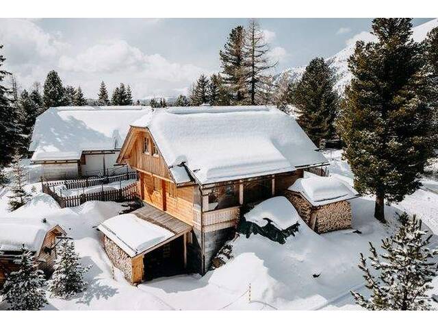 Immobilie in Turracherhöhe - Exklusives Alpenchalet in idyllischer Waldrandlage - Ferienwohnsitz, Privatsphäre & Panorama vereint - Bild 2