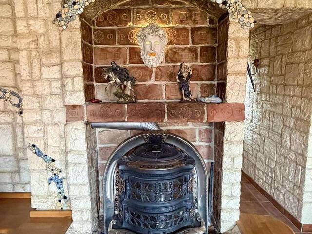 Immobilie in Schwarzenbach - Charmantes Einfamilienhaus mit Terrasse, Garage und zusätzlichem Grundstück - Bild 2