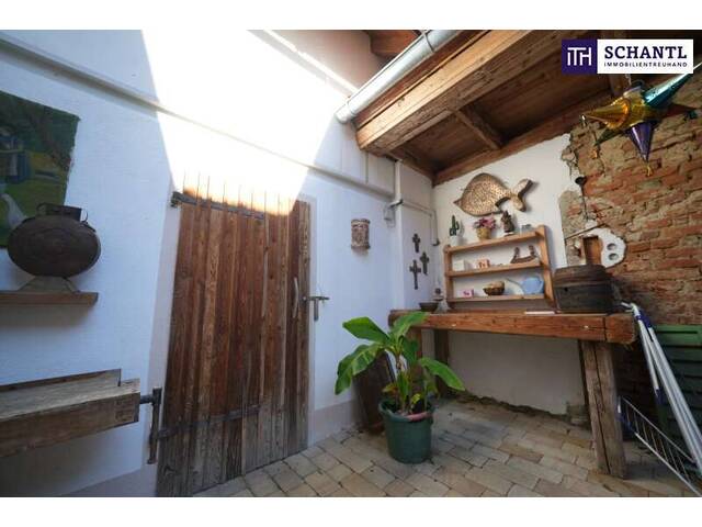 Immobilie in Stein - NEUER PREIS! AUSSERGEWÖHNLICHES JUWEL! Exklusiver Vierkanthof im Thermenland Steiermark – Wohnen, Reiten & Leben mit Pool und Natur - Bild 3