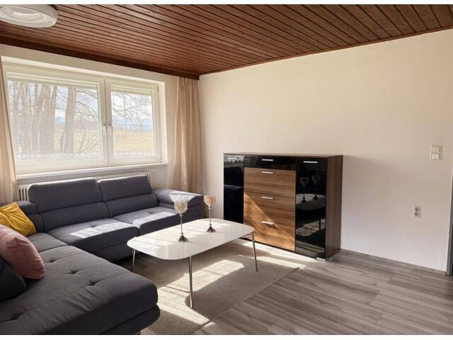 Immobilie in Rinn - Idyllische 2,5 Zimmer-Haushälfte mit großem Garten & Terrasse - Bild 3