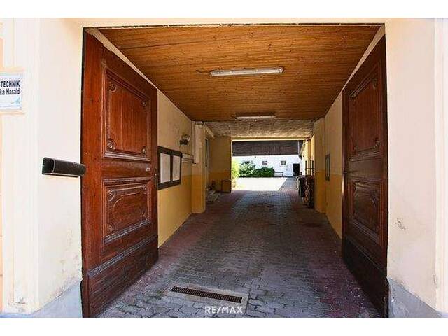 Immobilie in Pottenstein - GESAMTPAKET MIT ANLAGEPOTENTIAL! 4 Wohneinheiten und noch mehr! - Bild 1