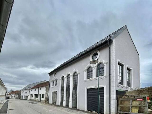 Immobilie in Großriedenthal - LUXUSVILLA ERSTBEZUG Großriedenthal bei Tulln/ Belagsfertig - Bild 1