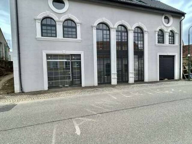 Immobilie in Großriedenthal - LUXUSVILLA ERSTBEZUG Großriedenthal bei Tulln/ Belagsfertig - Bild 4