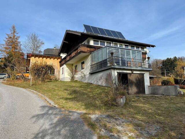 Immobilie in Thalgau - THALGAU - Geräumiges Einfamilienhaus mit Wintergarten, Doppelgarage, Sauna, Solaranlage, Kachelofen uvm. - Bild 2