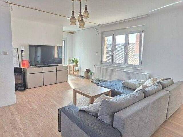 Immobilie in Nickelsdorf - Modernes 6 Zimmer Einfamilienhaus mit uneinsehbaren Garten - Bild 2