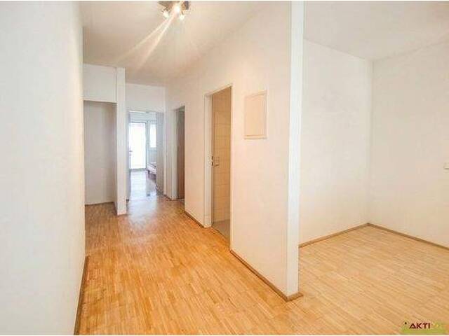 Immobilie in Feldkirchen in Kärnten - Traumhafte 3-Zimmer-Wohnung in Top Lage Feldkirchen Zentrum - Bild 2