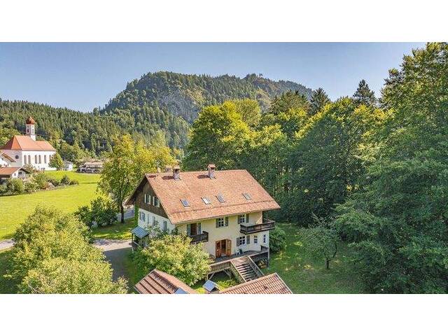 Immobilie in Unterpinswang - Historische Villa in idyllischer Lage - Bild 1