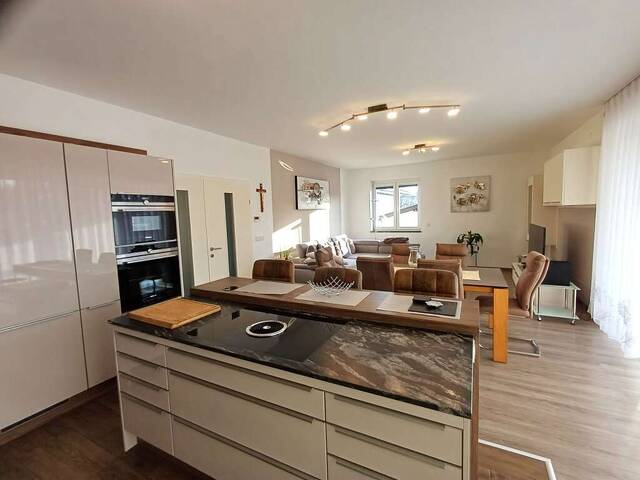 Immobilie in Mattighofen - Traumhafte Terrassenwohnung in Ruhelage mit Platz und vielen Extras! - Bild 0