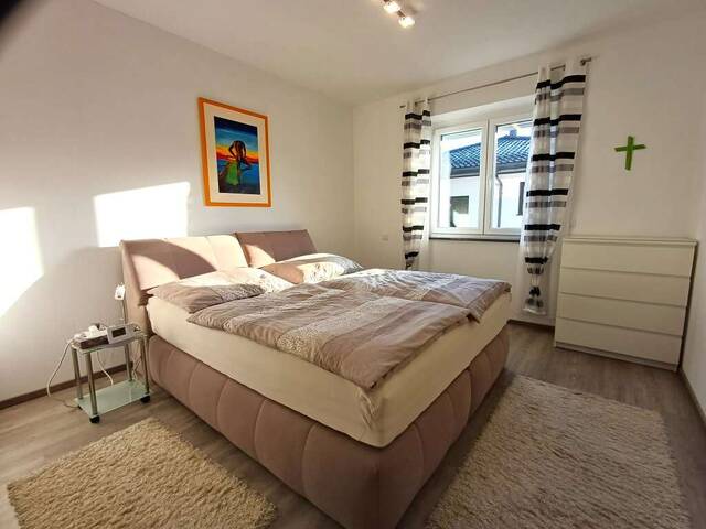 Immobilie in Mattighofen - Traumhafte Terrassenwohnung in Ruhelage mit Platz und vielen Extras! - Bild 2