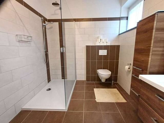 Immobilie in Mattighofen - Traumhafte Terrassenwohnung in Ruhelage mit Platz und vielen Extras! - Bild 4