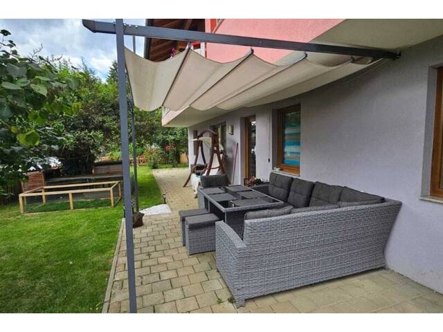 Immobilie in Agsdorf - ruhiges 2 Fam. Wohnhaus + 1 HA Grund LW + Quelle in Feldkirchen / St. Urban : 5 Zimmer, Garten, Balkone, PV, tolle Aussicht ! 1 HA LW Wiese für Tierhaltung Pferde, mit kleinem Stall für Schafe, Ziegen, Hühner - Bild 3