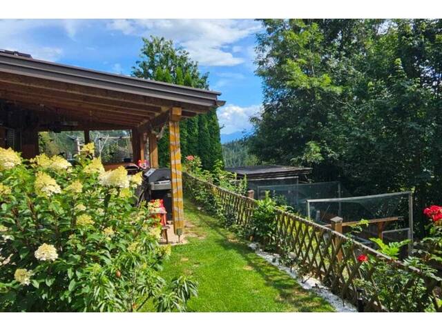 Immobilie in Agsdorf - ruhiges 2 Fam. Wohnhaus + 1 HA Grund LW + Quelle in Feldkirchen / St. Urban : 5 Zimmer, Garten, Balkone, PV, tolle Aussicht ! 1 HA LW Wiese für Tierhaltung Pferde, mit kleinem Stall für Schafe, Ziegen, Hühner - Bild 4