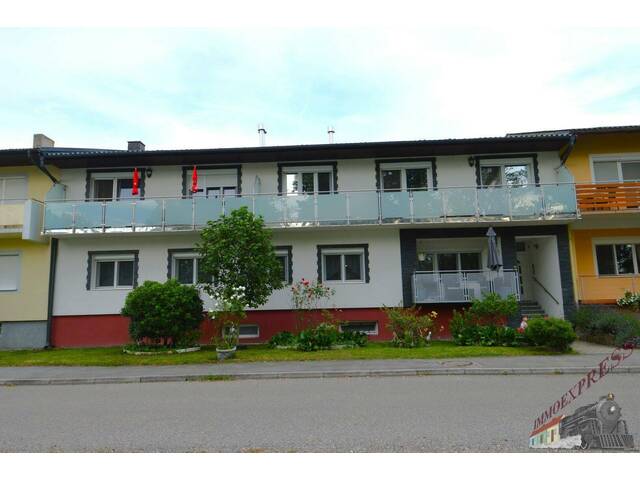 Immobilie in Podersdorf am See - Teilvermietetes Anlageobjekt/Mehrfamilienhaus - SANIERT - 6 Wohneinheiten - 137,53 m² Garage - ERSTE SEEREIHE - Bild 3