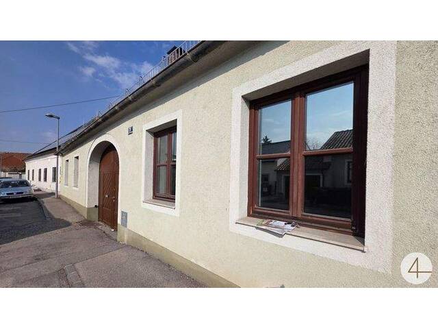 Immobilie in Krems an der Donau - Wohnung mit Garten und Nebengebäude - Bild 1