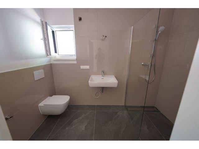 Immobilie in Plainfeld - Traumhafte 3-Zimmer-Dachterrassenwohnung - Bild 3