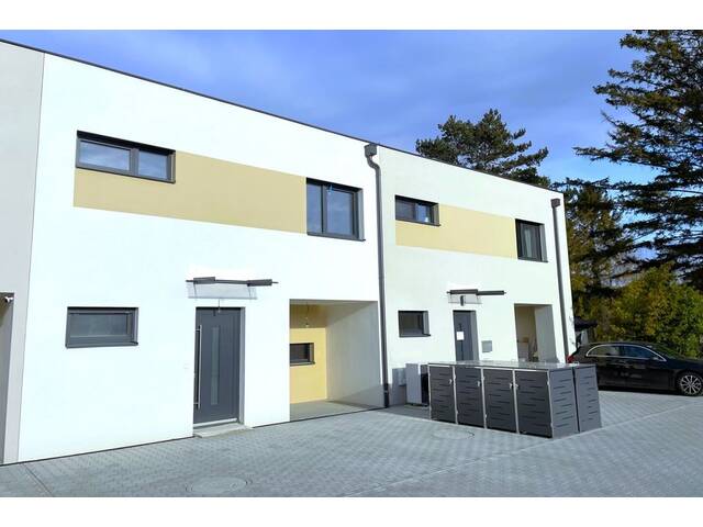 Immobilie in Götzendorf an der Leitha - LETZTE CHANCE! Ihr Traum vom Eigenheim: Sonniges Wohnen in Wien-Nähe - Großzügiges 4-Zimmer-Reihenhaus mit Gartenidylle! - Bild 3