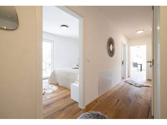 Immobilie in Plainfeld - Extravagante 3-Zimmer-Eckwohnung mit wunderschöner Terrasse, Wohndomizil Sonnenhang in Oberplainfeld - Bild 0