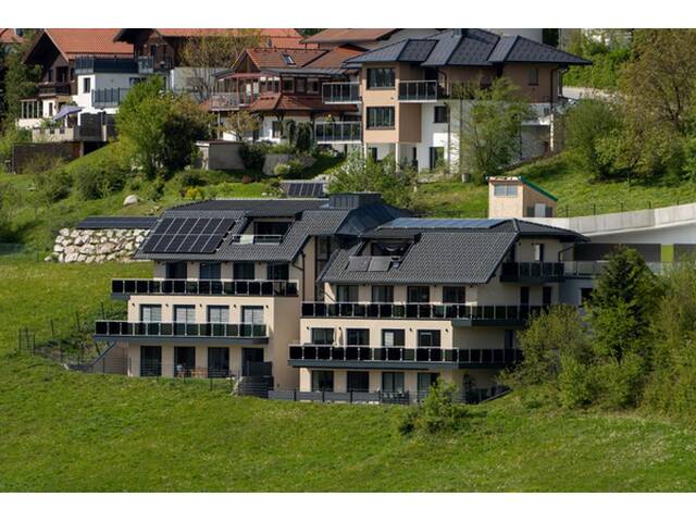 Immobilie in Plainfeld - Extravagante 3-Zimmer-Eckwohnung mit wunderschöner Terrasse, Wohndomizil Sonnenhang in Oberplainfeld - Bild 3