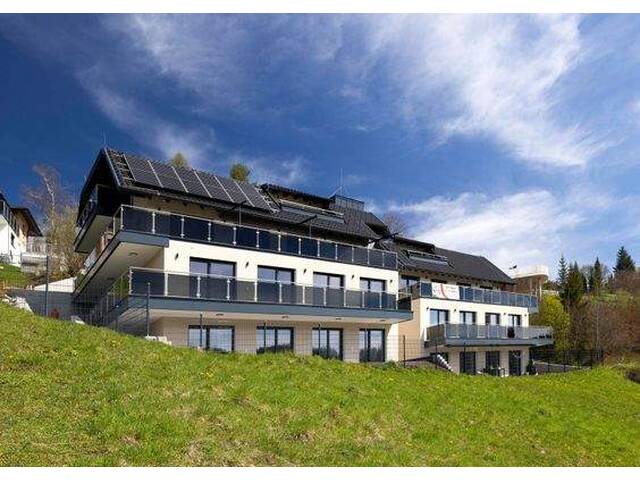 Immobilie in Plainfeld - Herrschaftliche 4-Zimmer-Wohnung mit traumhafter Terrasse Wohndomizil Sonnenhang in Oberplainfeld - Bild 2