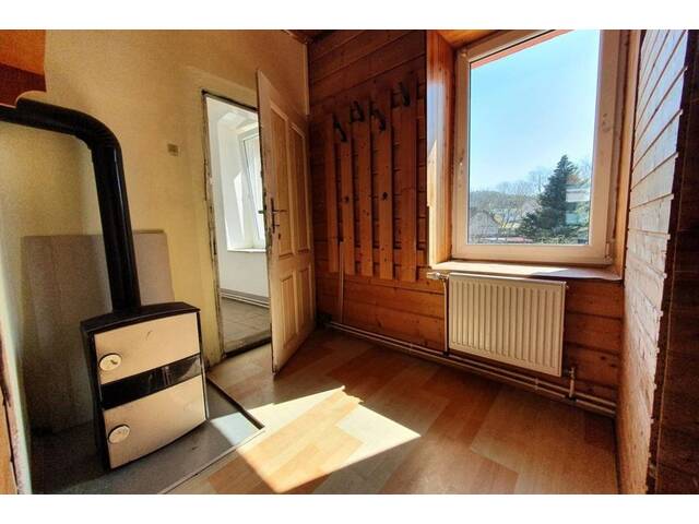 Immobilie in Gmünd - Sanierungsbedürftige Wohnung in Gmünd mit geplantem Balkon - großes Potenzial - Bild 3