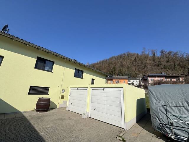 Immobilie in Luftenberg - Neuwertige Doppelhaushälfte in Luftenberg: 4 Zimmer, Garten, 2 Garagen - Top Preis! - Bild 2