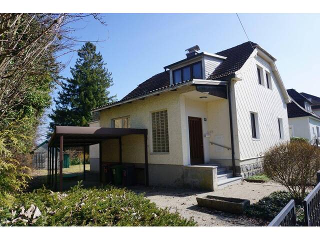 Immobilie in Ried im Innkreis - Charmantes Stadthaus mit Potential in bester Wohnlage - Bild 0