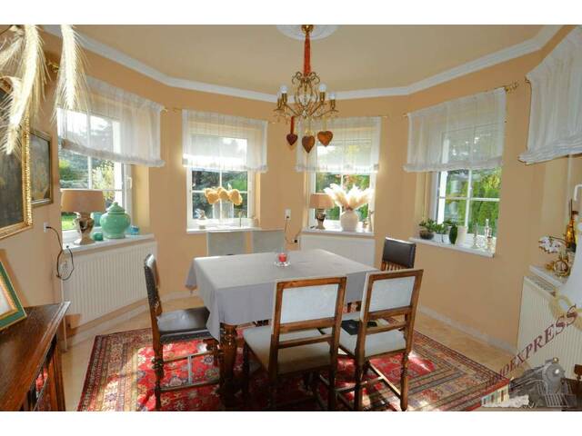 Immobilie in St. Egyden am Steinfeld - Repräsentatives Einfamilienhaus im italienischen Stil auf ca. 2.711 m² - Bild 3