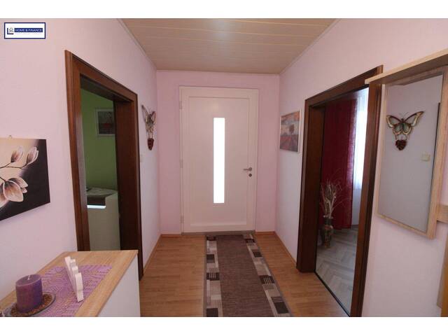 Immobilie in Dobermannsdorf - Uneinsichtiger Garten im Innenhof! Viel Platz! Fairer Preis! - Bild 3