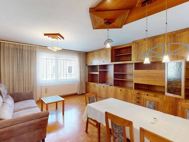 Immobilie in Groß-Enzersdorf - Mehrgenerationenhaus mit Geschäftsfläche in Top-Lage Groß-Enzersdorf - Bild 2