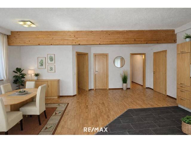 Immobilie in Fließ - Investment mit Ausbaupotenzial – Wohneinheit über Doppelgarage! - Bild 0