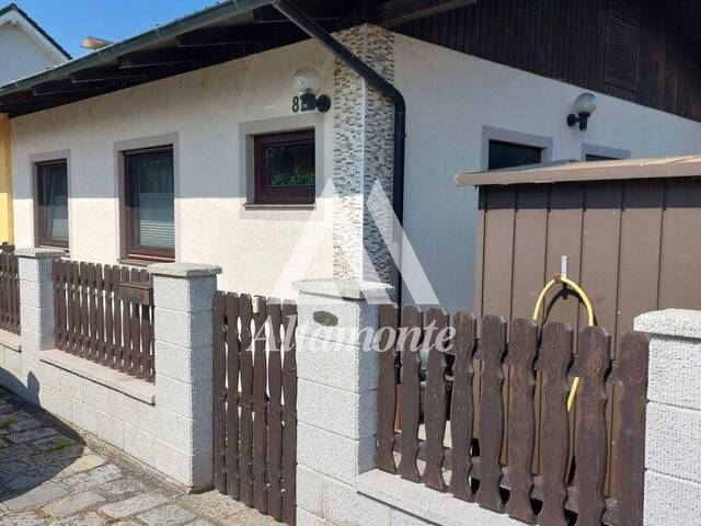 Immobilie in Groß-Enzersdorf - Charmantes Haus auf Pachtgrund am Mariensee - Bild 1