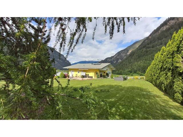 Immobilie in Tösens - Ihr privater Park im Herzen von Tösens – Großzügiges Wohnen mit Entwicklungspotenzial - in Best-Lage! - Bild 3