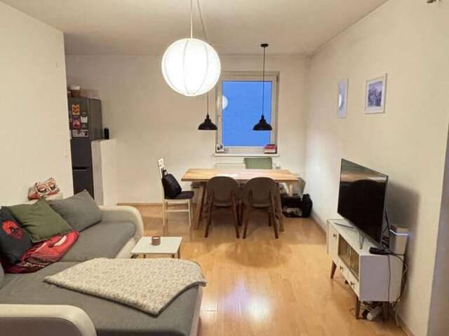 Immobilie in Kalsdorf bei Graz - Helle 4 Zimmer Wohnung mit Balkon! - Bild 1