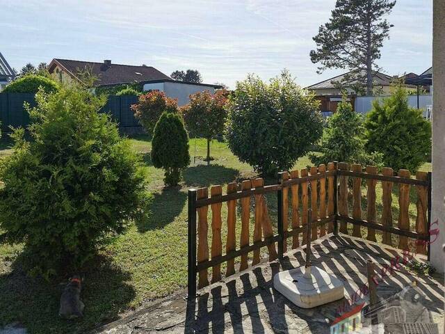 Immobilie in Wampersdorf - Einfamilienhaus mit Potential in Wampersdorf! Ruhige Siedlungslage! - Bild 2