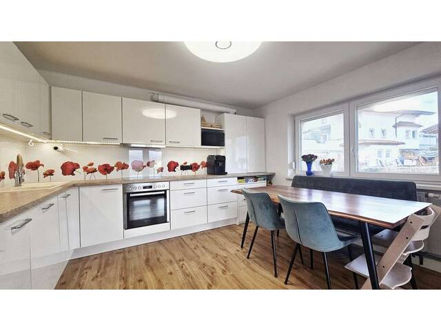 Immobilie in Grinzens - Wohnkomfort mit Aussicht: 3-Zimmer-Wohnung mit Garten & Panoramablick in Grinzens - Bild 2