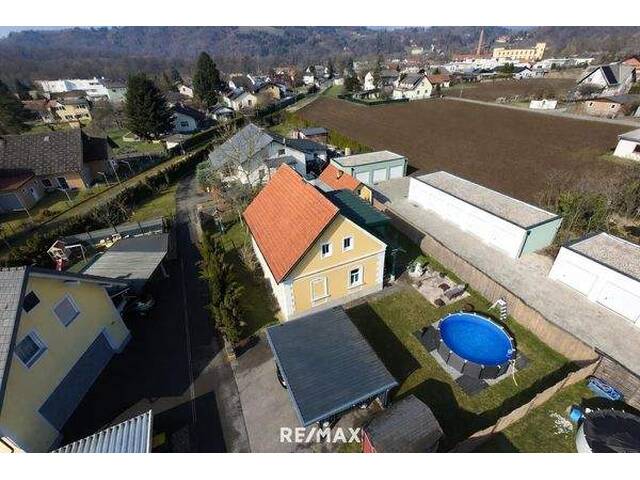 Immobilie in Leibnitz - Charmantes Häuschen mit Geschichte, Garten und Carport in zentraler Lage von Kaindorf - Bild 1