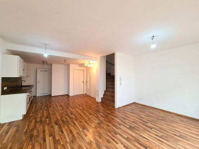 Immobilie in Kirchberg an der Pielach - Exklusive Maisonettewohnung mit Garten, Dachterrasse und Carport - Bild 2