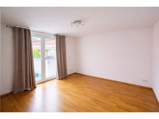 Immobilie in St. Johann in Tirol - 3-Zimmer-Wohnung in bester zentraler Lage - ideal für Wohnen und Arbeiten! - Bild 4