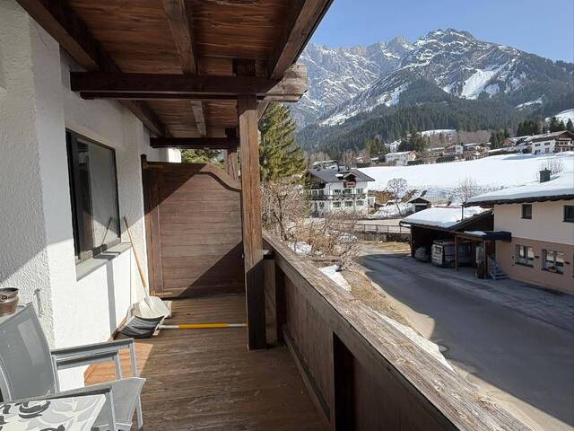 Immobilie in Hinterthal - Helle 2 - Zimmer - Wohnung mit großem, überdachtem Balkon, direkt an der Skipiste - Bild 1